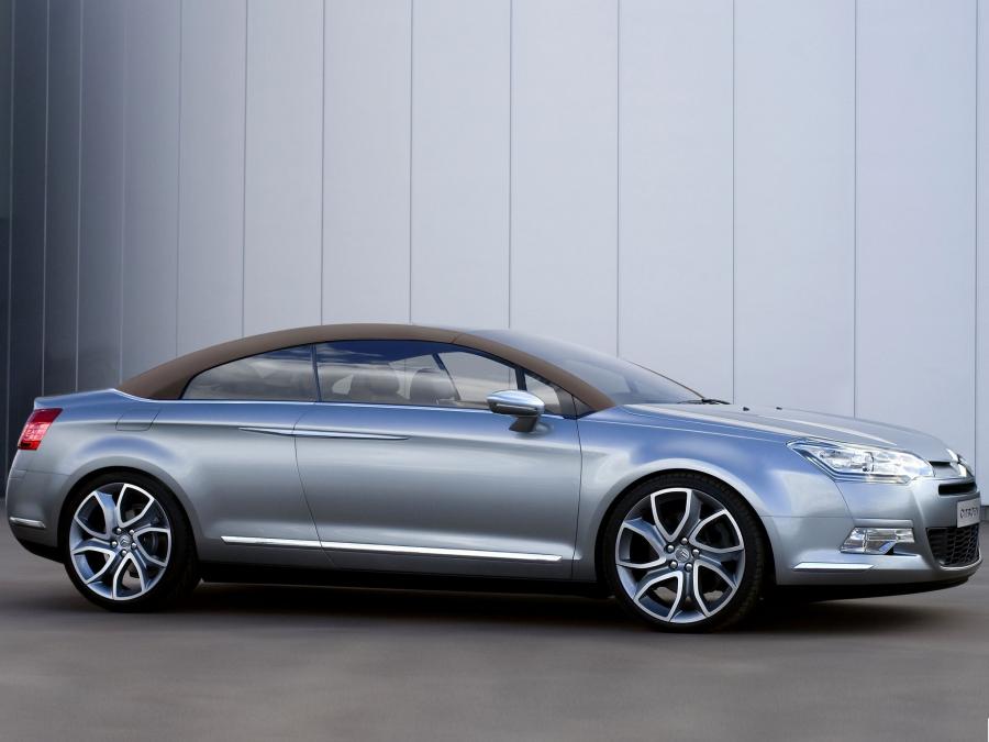  Citroen C5 Airscape Concept 2007 года  (фото 2 из 16)